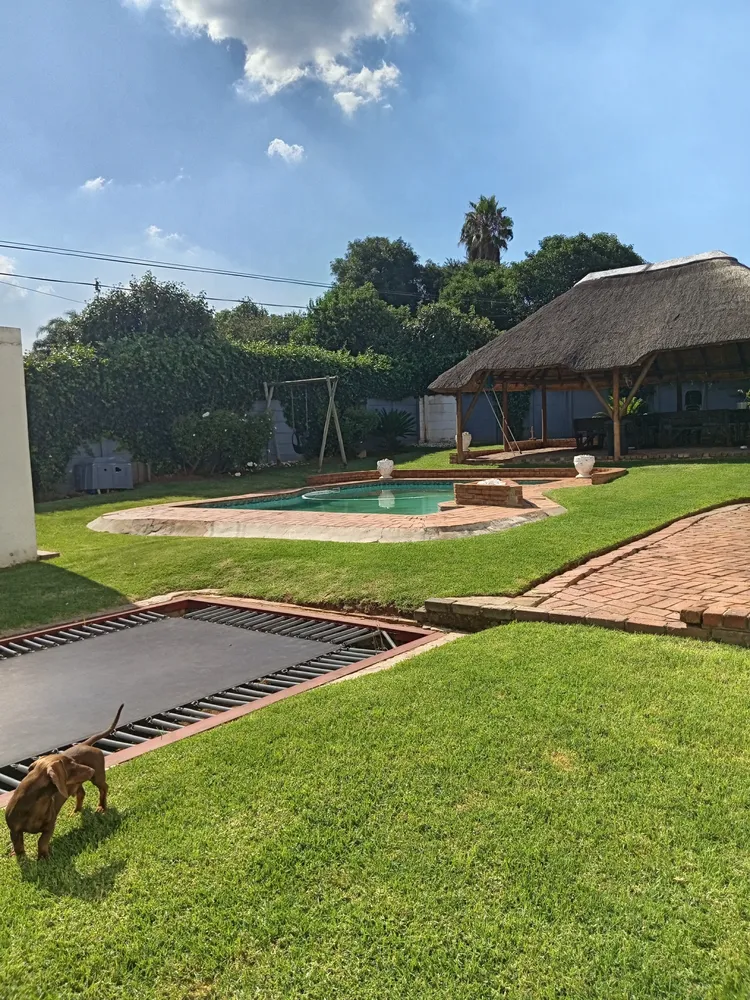 South Africa, Gauteng, Primrose, Olive Road, 7