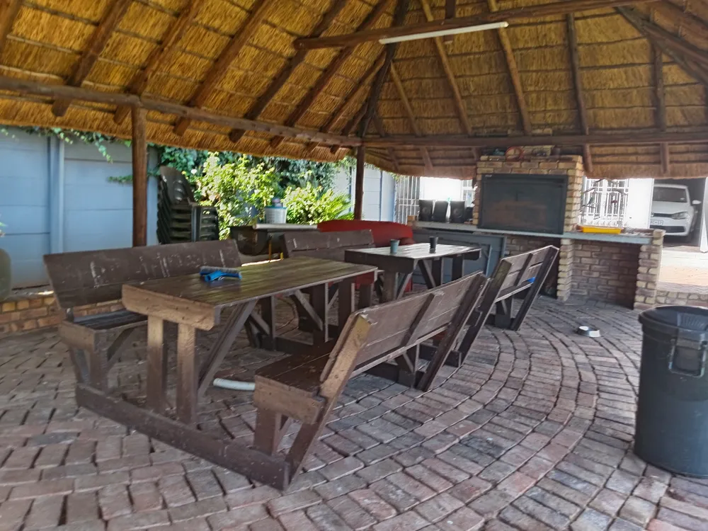 South Africa, Gauteng, Primrose, Olive Road, 7