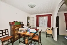 Fox Meadows, Crewkerne