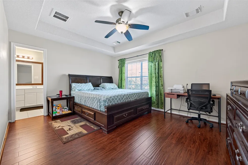 18439 Alemarble Oak St, Cypress, TX 77429
