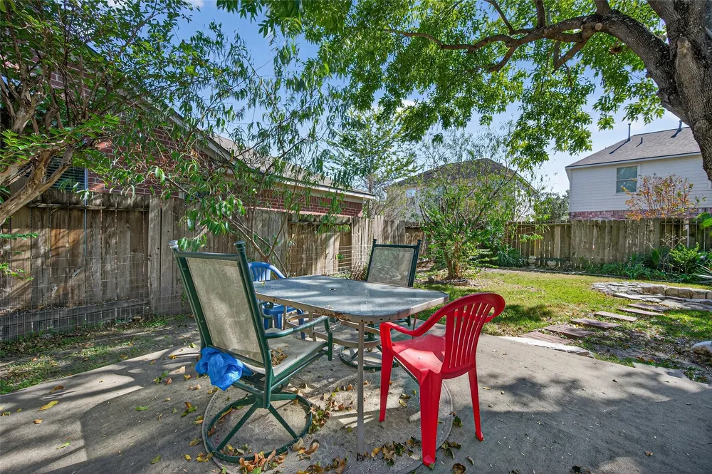 18439 Alemarble Oak St, Cypress, TX 77429