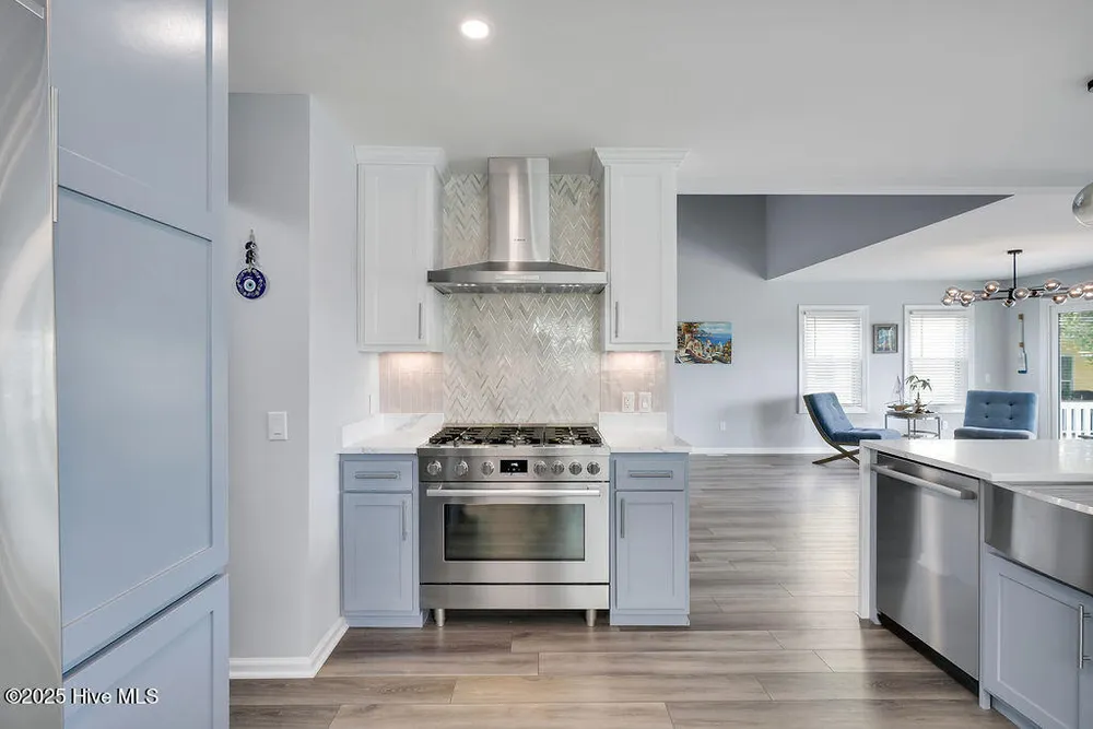 822 Cutter Ct, Kure Beach, NC 28449