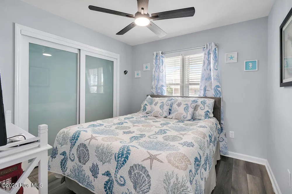 822 Cutter Ct, Kure Beach, NC 28449