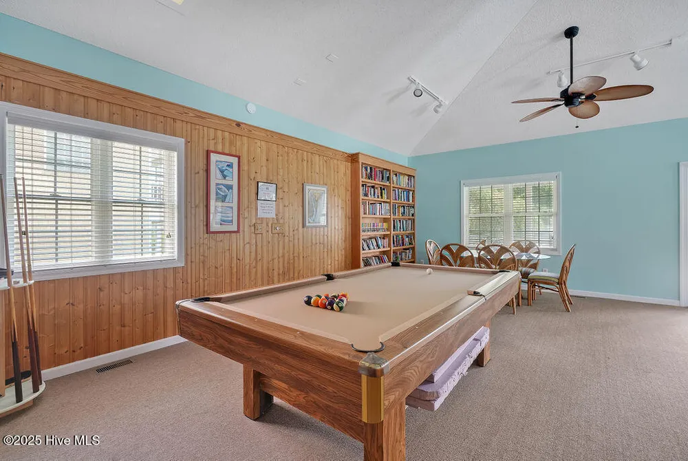 822 Cutter Ct, Kure Beach, NC 28449