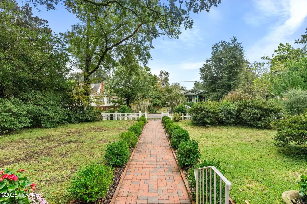 1801 Grace St, Wilmington, NC 28405