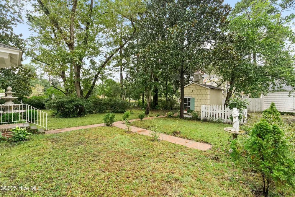 1801 Grace St, Wilmington, NC 28405