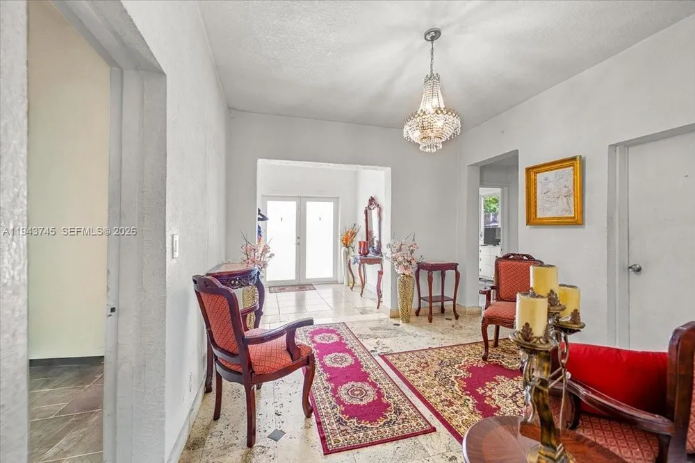 321 SW 19th Rd, Miami, FL 33129