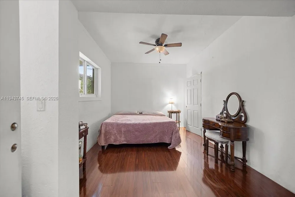 321 SW 19th Rd, Miami, FL 33129