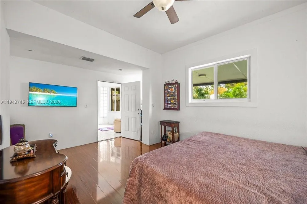 321 SW 19th Rd, Miami, FL 33129
