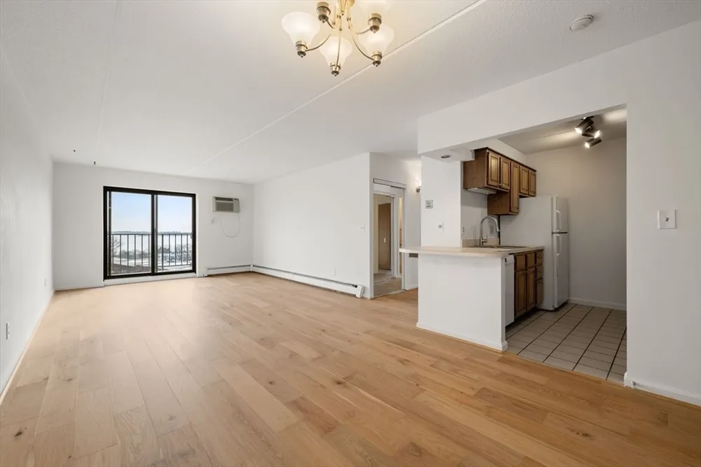 95 Nahant St, Lynn, MA 01902