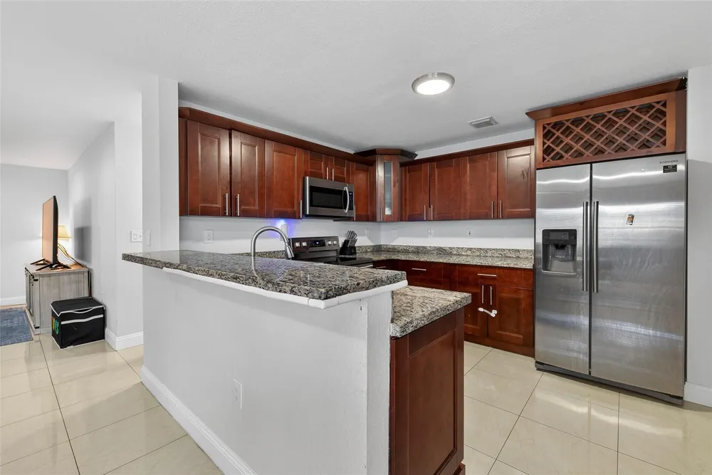348 NW 40th Ct, Fort Lauderdale, FL 33309