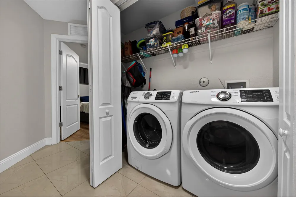348 NW 40th Ct, Fort Lauderdale, FL 33309