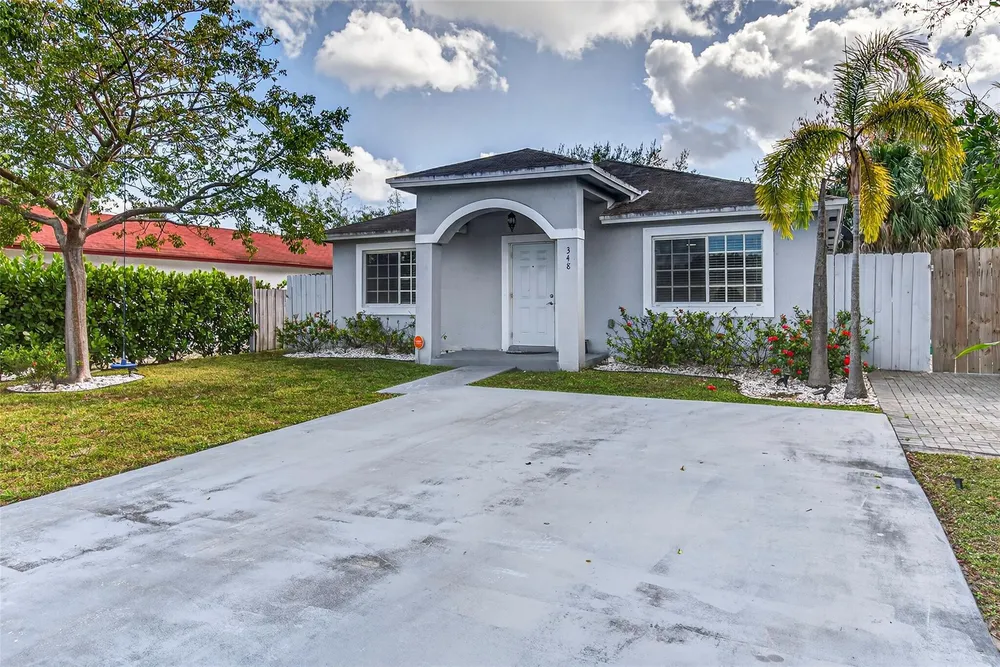 348 NW 40th Ct, Fort Lauderdale, FL 33309