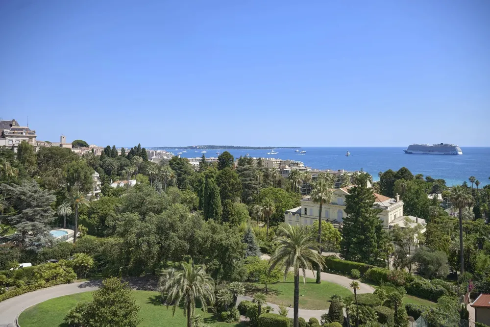 Cannes (Croix des Gardes), 06400, France