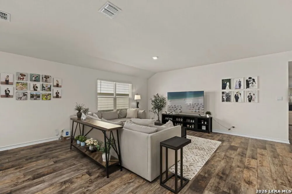 12022 Topaz Stream, TX