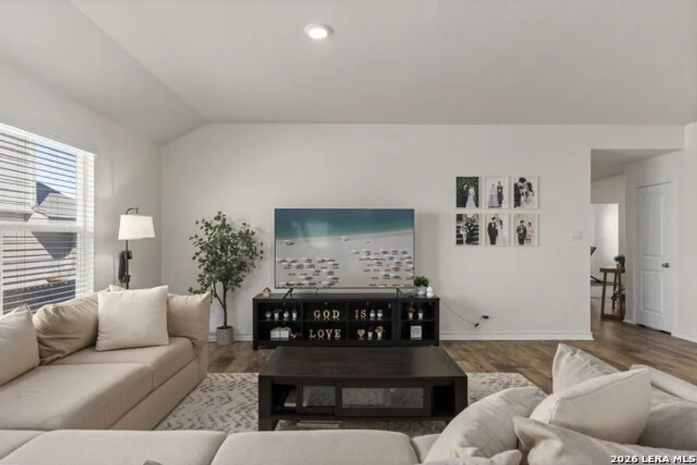 12022 Topaz Stream, TX