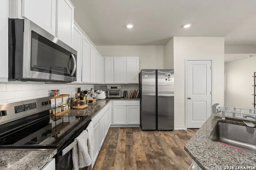 12022 Topaz Stream, TX