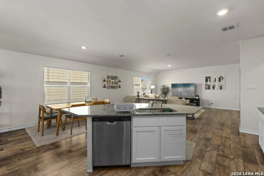 12022 Topaz Stream, TX
