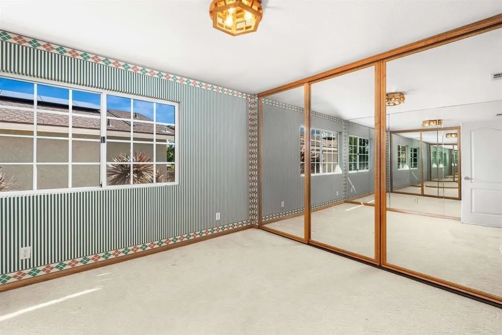 2731 Schenley Terrace, San Diego, CA 92122