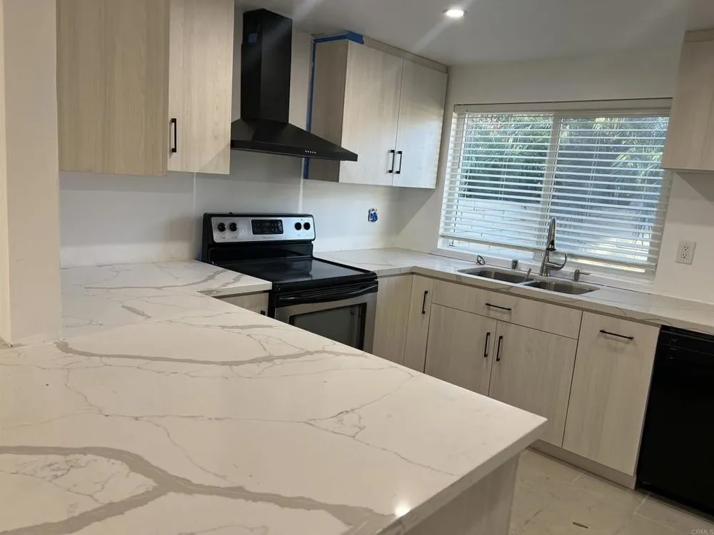75 Third Ave, Chula Vista, CA 91910