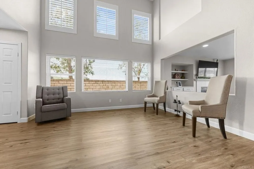 5204 Topsail Dr, San Diego, CA 92154