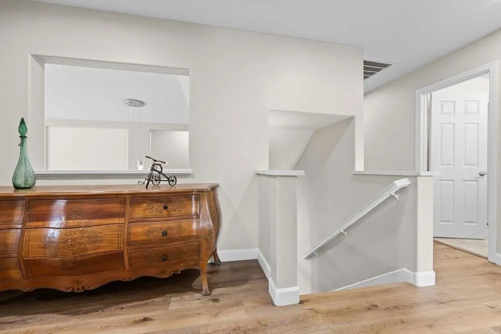 5204 Topsail Dr, San Diego, CA 92154