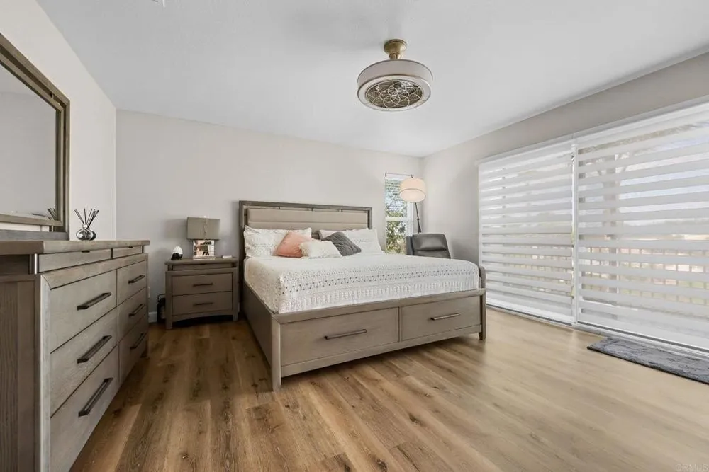 5204 Topsail Dr, San Diego, CA 92154