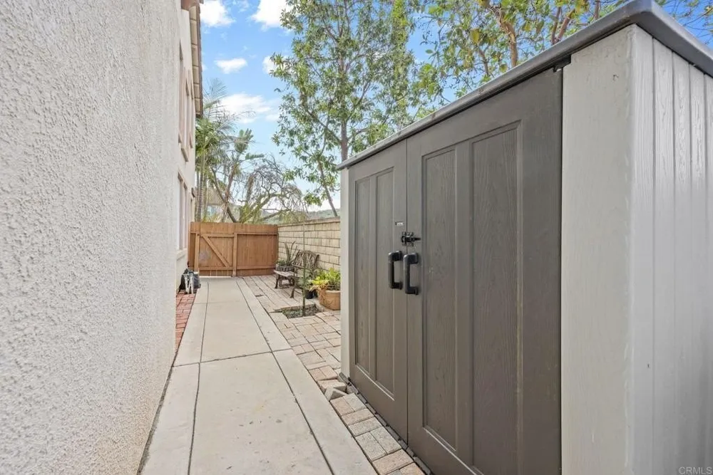 5204 Topsail Dr, San Diego, CA 92154
