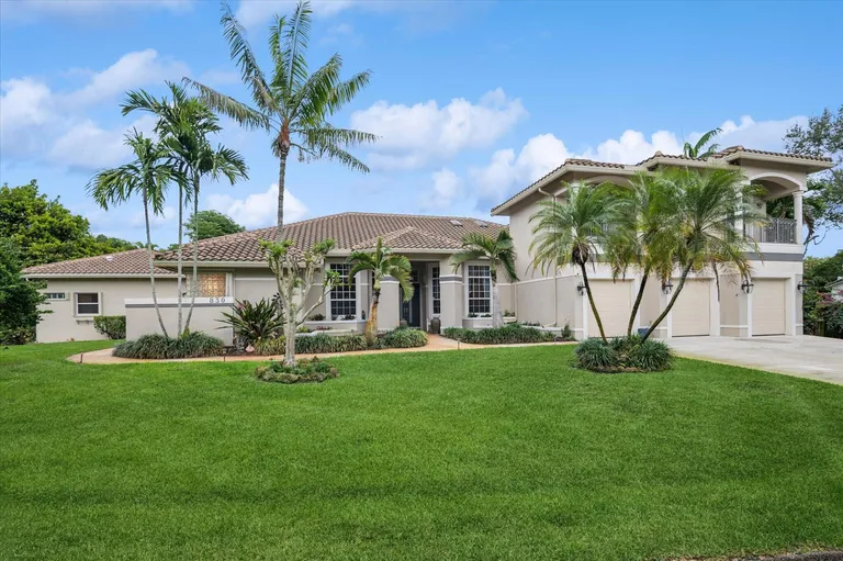 830 NW 122nd Ave, Plantation, FL 33325