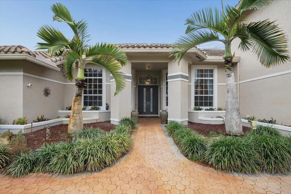 830 NW 122nd Ave, Plantation, FL 33325