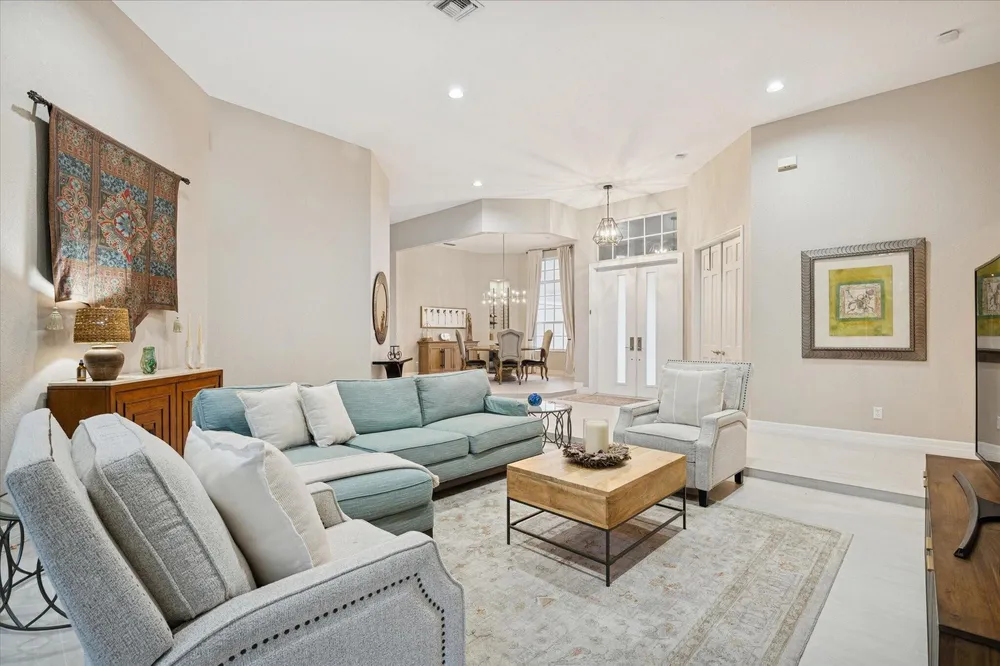 830 NW 122nd Ave, Plantation, FL 33325