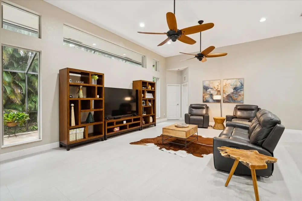 830 NW 122nd Ave, Plantation, FL 33325