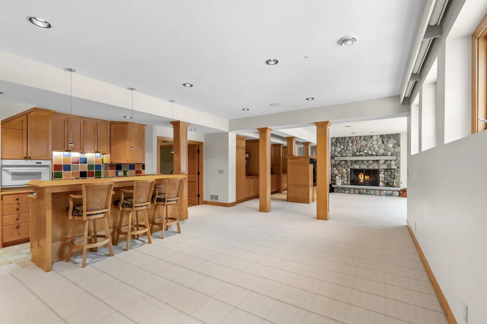 781 Ferndale Rd N, Orono, MN 55391