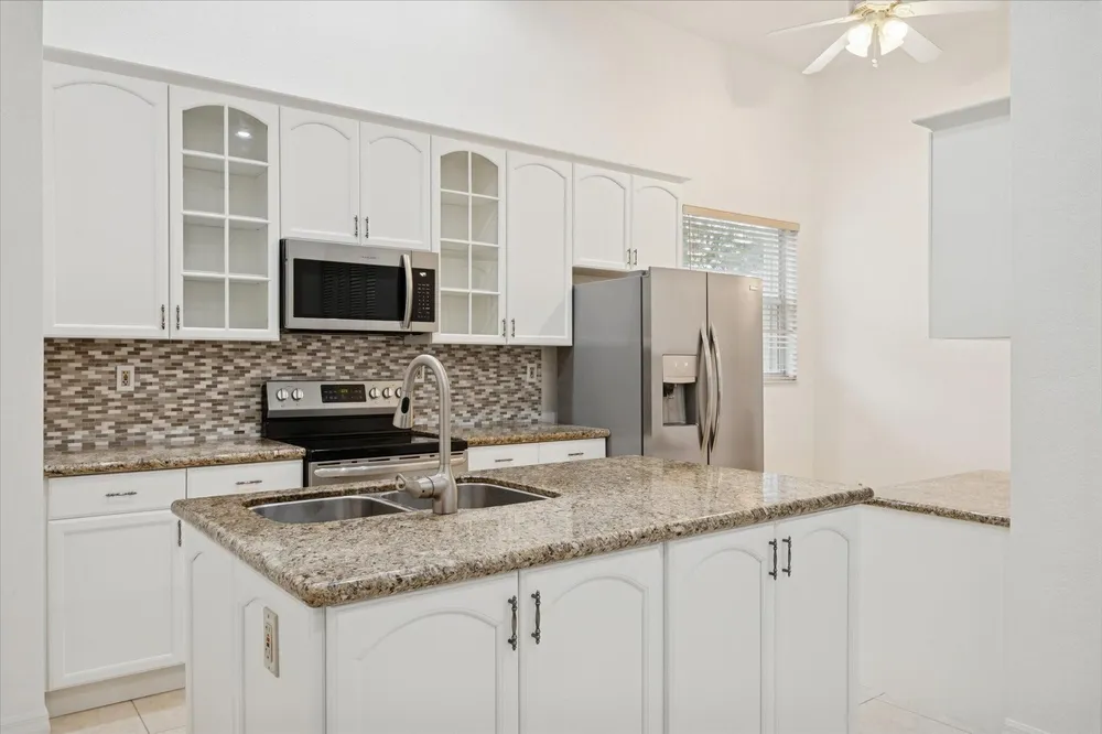 830 NW 122nd Ave, Plantation, FL 33325