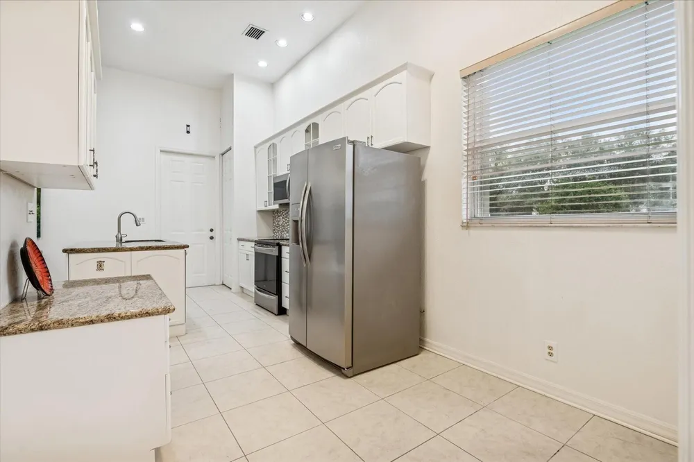 830 NW 122nd Ave, Plantation, FL 33325