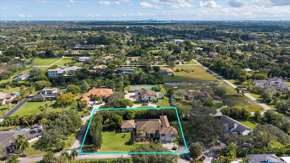 830 NW 122nd Ave, Plantation, FL 33325