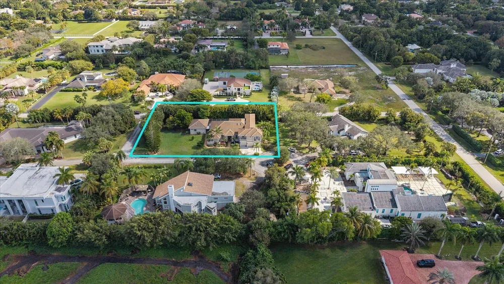 830 NW 122nd Ave, Plantation, FL 33325