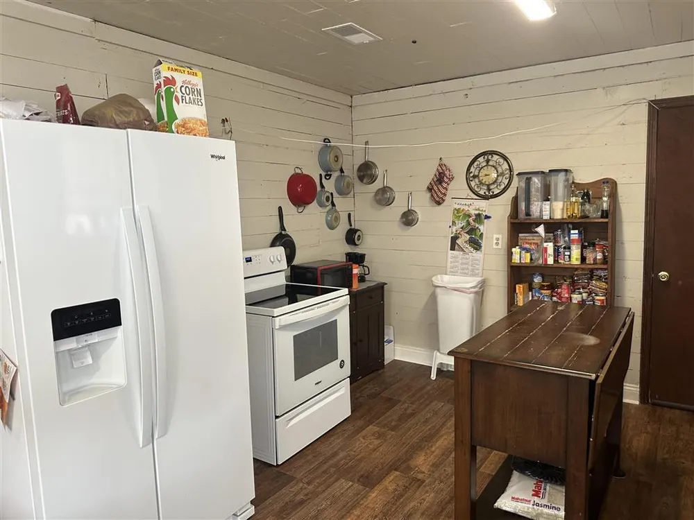 551 N Crocker St, Sulphur, LA 70663