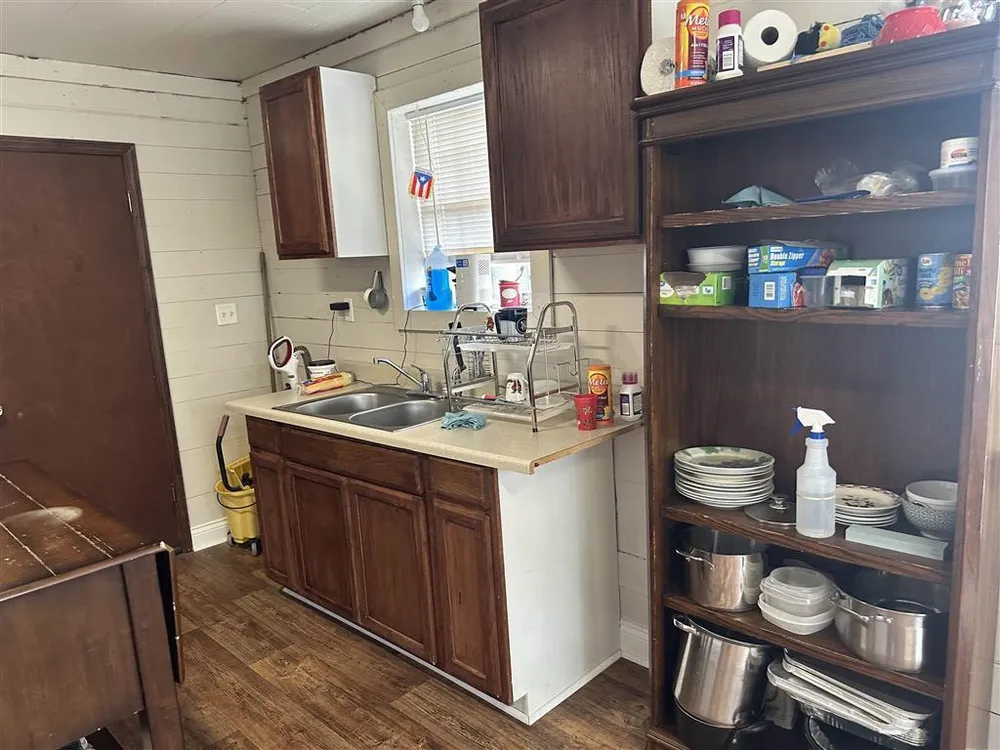 551 N Crocker St, Sulphur, LA 70663