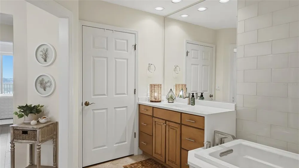 6340 Watercrest Way, Lakewood Ranch, FL 34202
