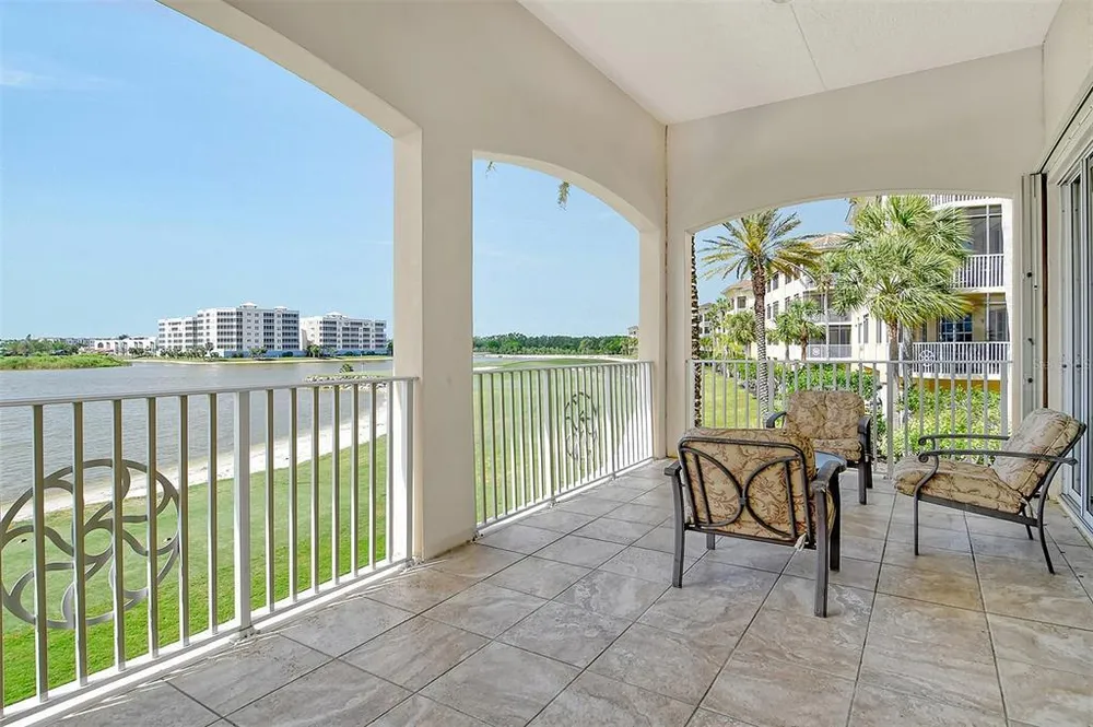 6340 Watercrest Way, Lakewood Ranch, FL 34202