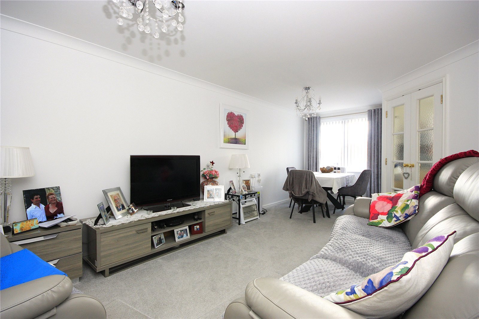 Springwell, Havant, Hampshire, PO9 Image 2