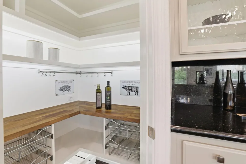 868 Skyridge Dr, Pacifica, CA 94044