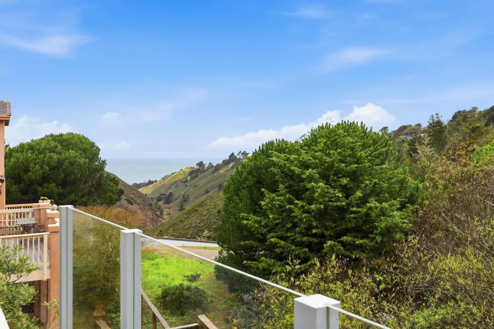 868 Skyridge Dr, Pacifica, CA 94044