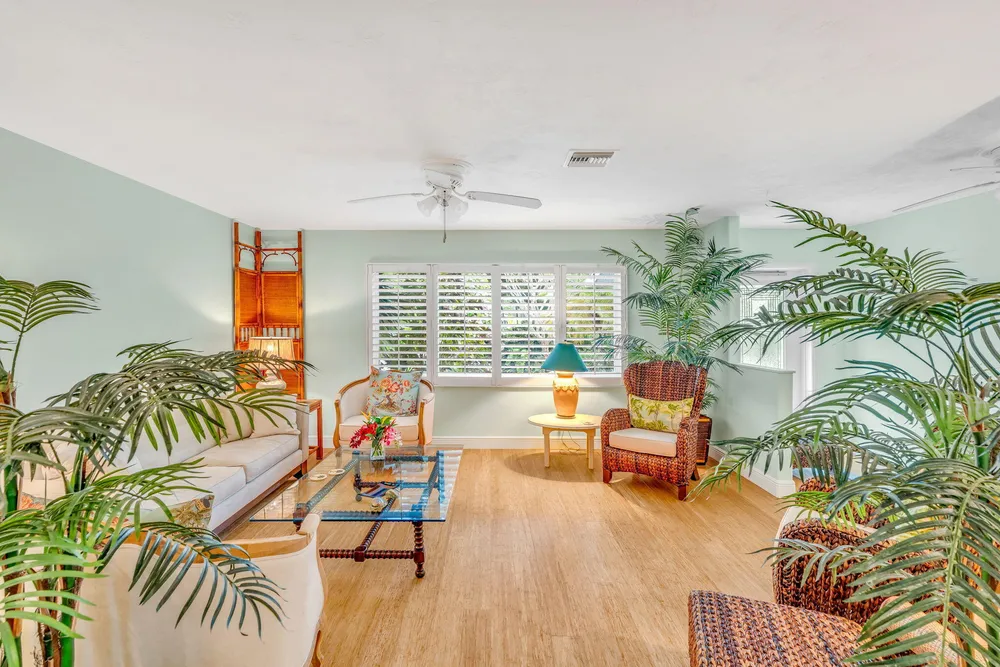 30374 Oleander Blvd, Big Pine, FL 33043