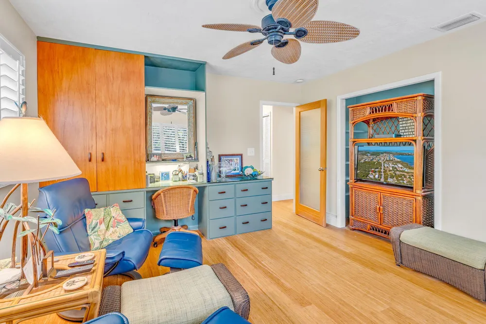 30374 Oleander Blvd, Big Pine, FL 33043
