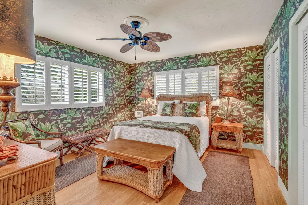 30374 Oleander Blvd, Big Pine, FL 33043