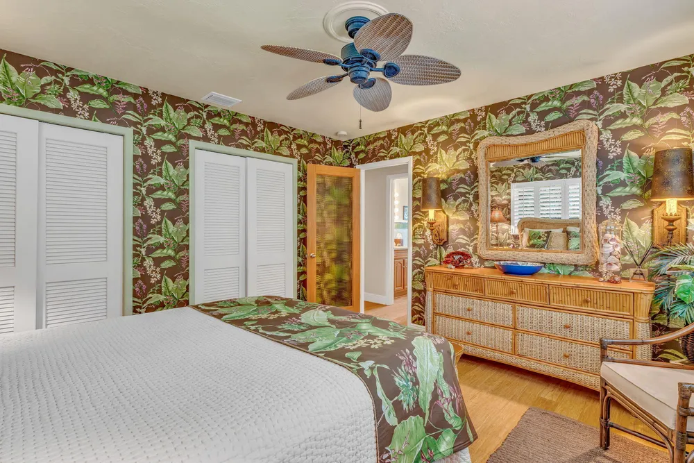 30374 Oleander Blvd, Big Pine, FL 33043