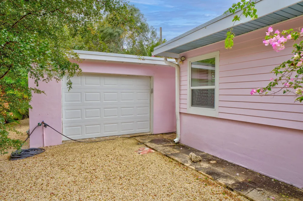 30374 Oleander Blvd, Big Pine, FL 33043