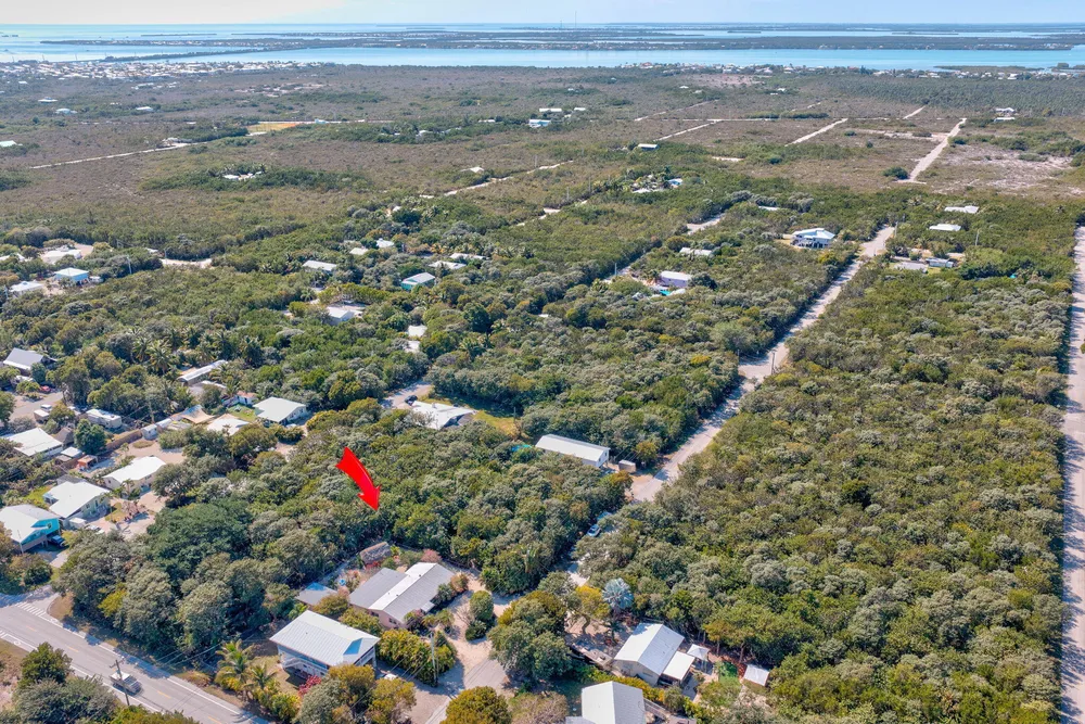 30374 Oleander Blvd, Big Pine, FL 33043
